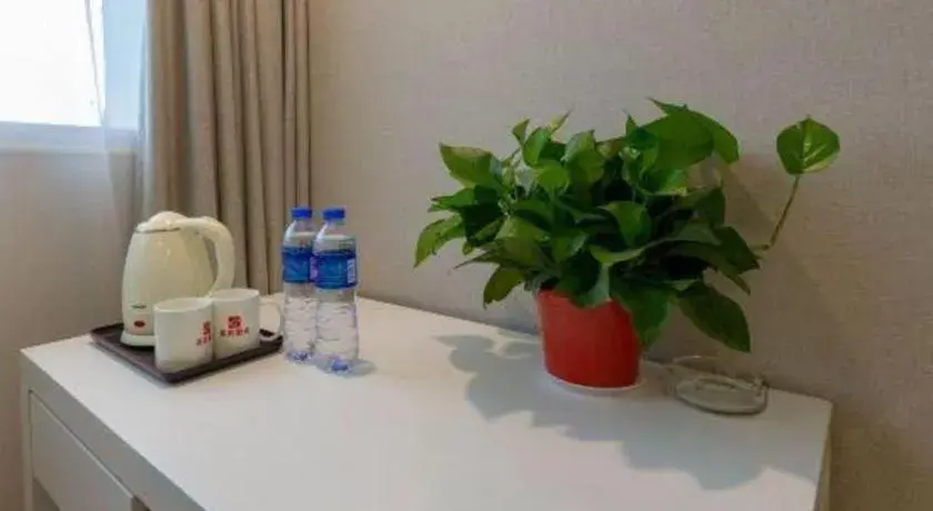 Shell Hotel Huaibei Jinying Plaza Long Distance Bus Station Shell Hotel Huaibei Jinying Plaza Long Distance Bus Station