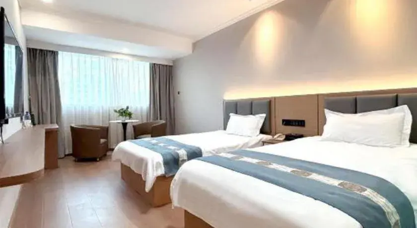 Bed in Shell Hotel Huaibei Jinying Plaza Long Distance Bus Station Bed in Shell Hotel Huaibei Jinying Plaza Long Distance Bus Station