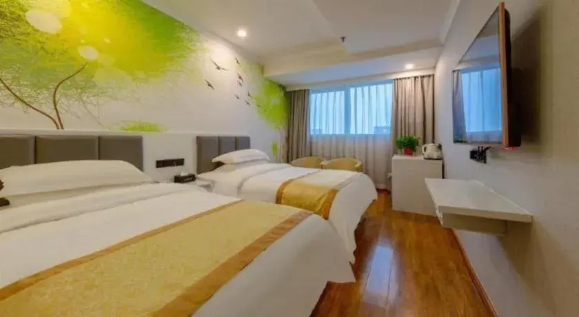 Bed in Shell Hotel Huaibei Jinying Plaza Long Distance Bus Station Bed in Shell Hotel Huaibei Jinying Plaza Long Distance Bus Station