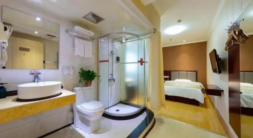 Bed in Shell Hotel Huaibei Jinying Plaza Long Distance Bus Station Bed in Shell Hotel Huaibei Jinying Plaza Long Distance Bus Station