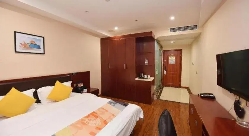 Bed in Shell Hotel Huainan Shou County Passenger Station Yaohai Grand Market Bed in Shell Hotel Huainan Shou County Passenger Station Yaohai Grand Market