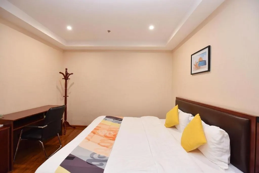 Bed in Shell Hotel Huainan Shou County Passenger Station Yaohai Grand Market