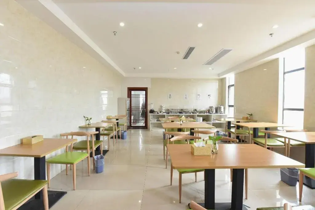 Shell Hotel Huainan Shou County Passenger Station Yaohai Grand Market Shell Hotel Huainan Shou County Passenger Station Yaohai Grand Market