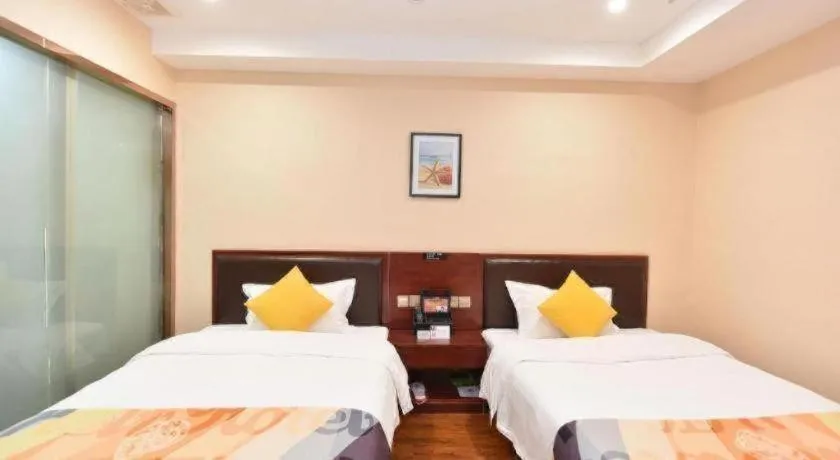 Bed in Shell Hotel Huainan Shou County Passenger Station Yaohai Grand Market