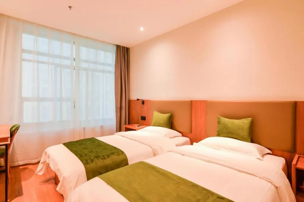 Bed in GreenTree Inn Express Lanzhou West Passenger Station Lanzhou Center