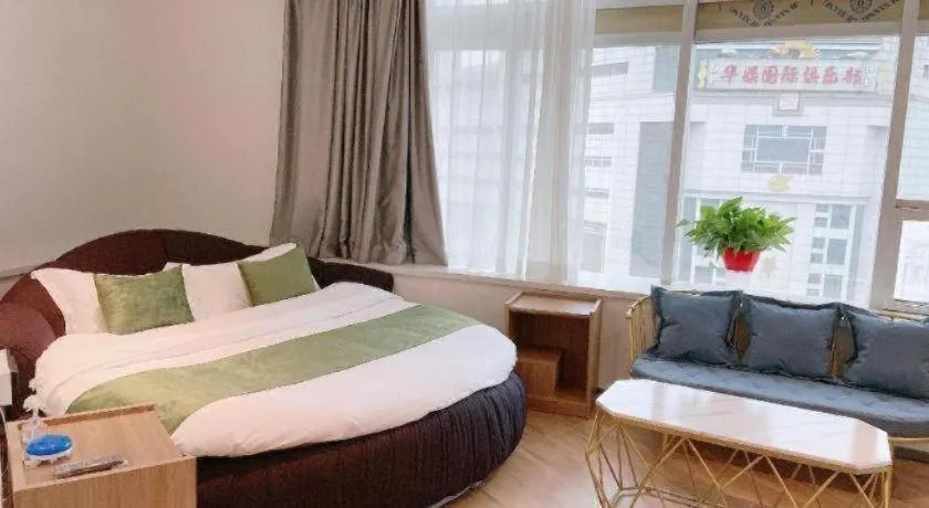 Bed in GreenTree Inn Express Lanzhou West Passenger Station Lanzhou Center