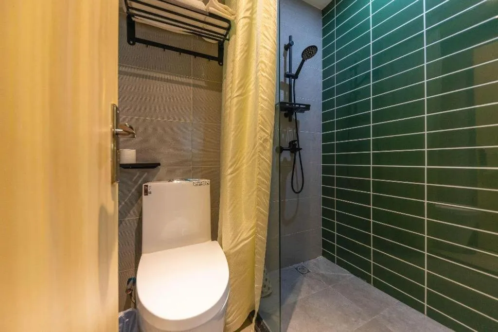 GreenTree Inn Express Lanzhou West Passenger Station Lanzhou Center