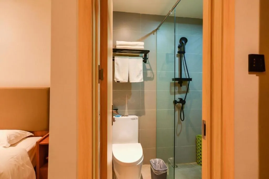 GreenTree Inn Express Lanzhou West Passenger Station Lanzhou Center