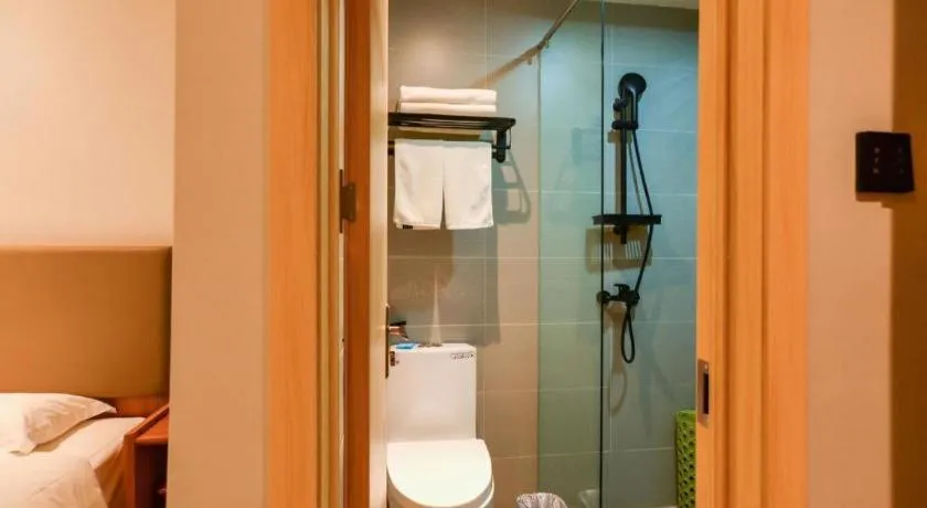 GreenTree Inn Express Lanzhou West Passenger Station Lanzhou Center