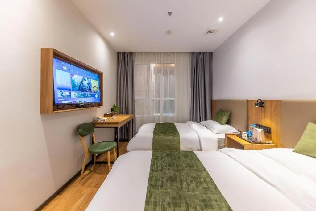 Bed in GreenTree Inn Express Lanzhou West Passenger Station Lanzhou Center