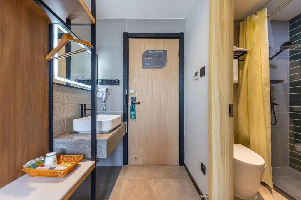 GreenTree Inn Express Lanzhou West Passenger Station Lanzhou Center