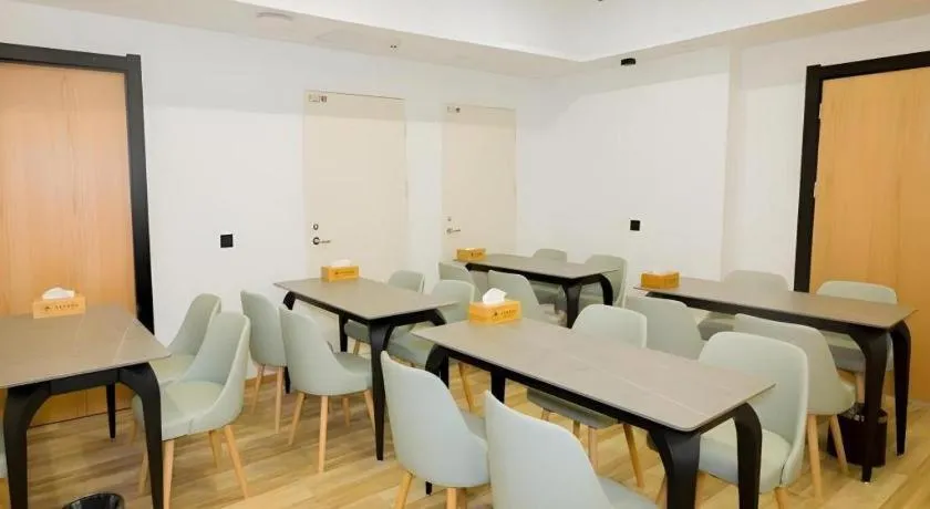 GreenTree Inn Express Henan Xinyang Huaibin County