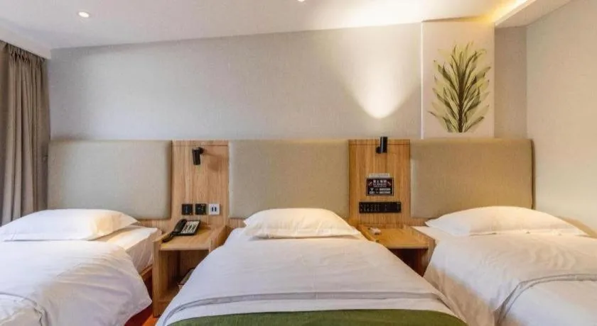 Bed in GreenTree Inn Express Beijing Dongcheng District Beixinqiao Metro Station Gui Street