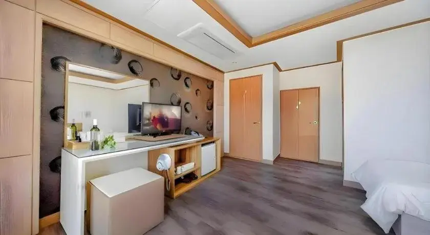 Bed in Gangneung Four Season Hotel and Pension Bed in Gangneung Four Season Hotel and Pension