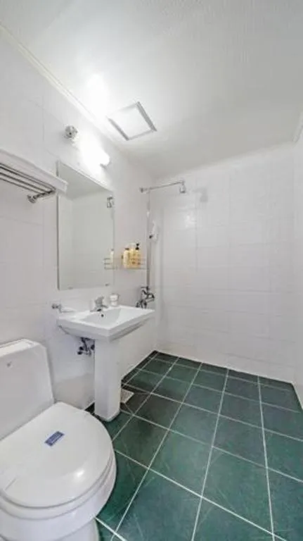 Gangneung Four Season Hotel and Pension