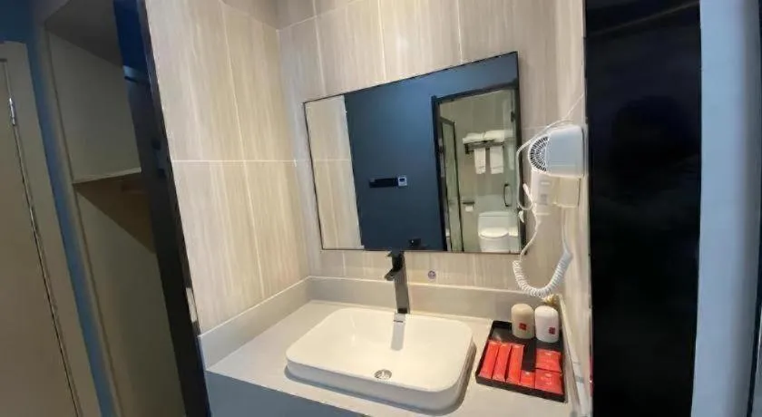 Thank Inn Jiangxi Nanchang Anyi County Fenghuangshan Industrial Park