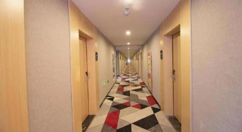 Thank Inn Guizhou Bijie Qianxi County High-Speed Railway Station