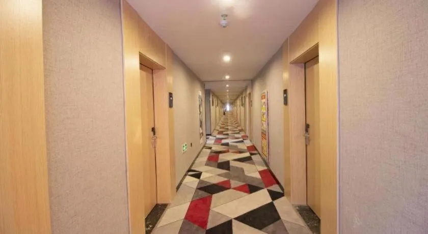 Thank Inn Guizhou Bijie Qianxi County High-Speed Railway Station