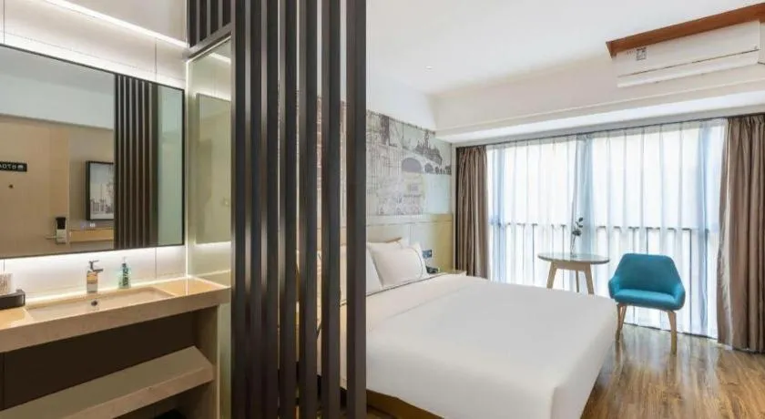 Bed in City Comfort Inn Yunfu Xinxing Juncheng Plaza