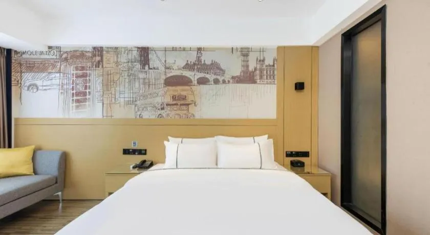 Bed in City Comfort Inn Yunfu Xinxing Juncheng Plaza