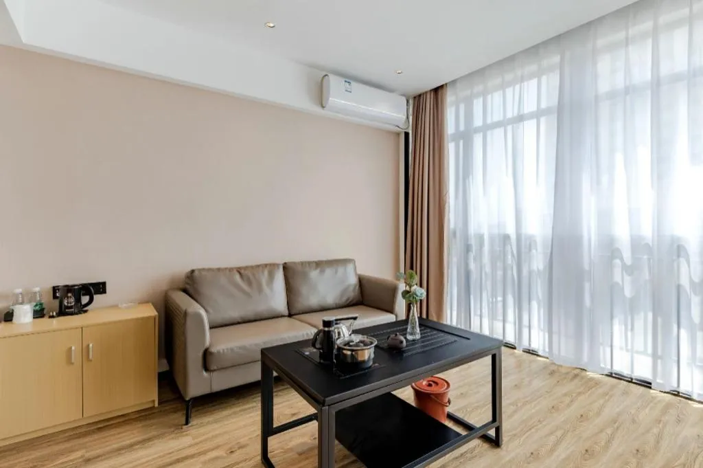 City Comfort Inn Yunfu Xinxing Juncheng Plaza