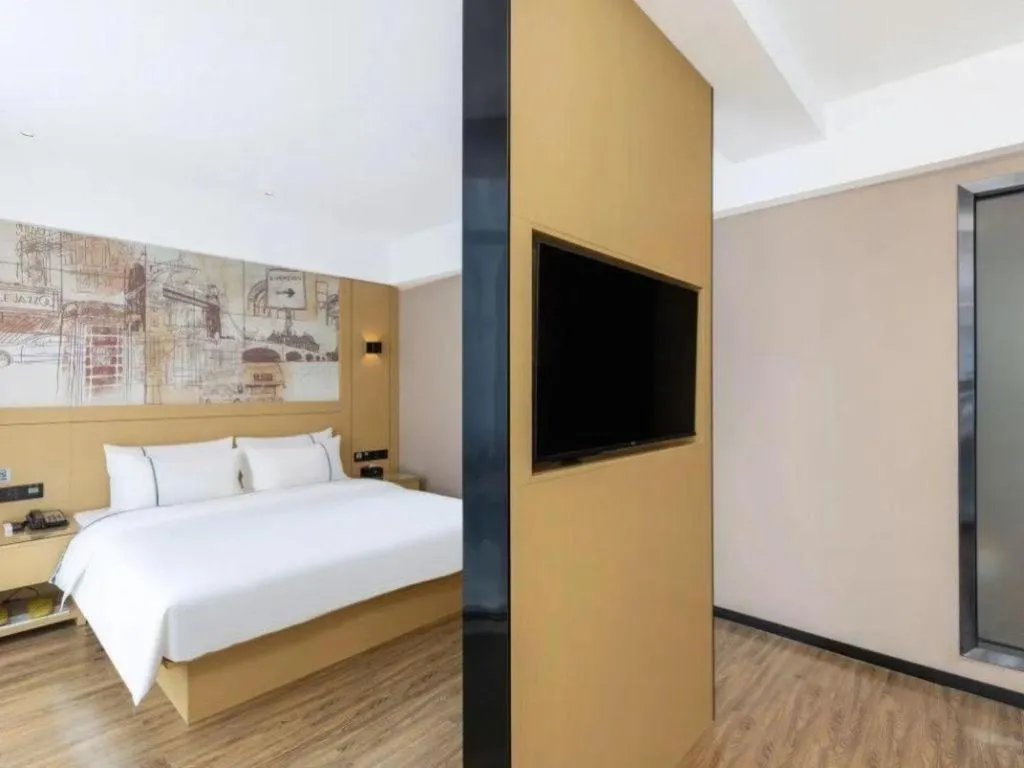 Bed in City Comfort Inn Yunfu Xinxing Juncheng Plaza