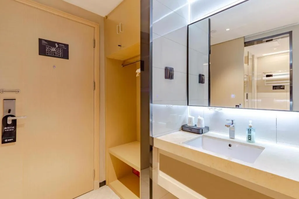 City Comfort Inn Yunfu Xinxing Juncheng Plaza