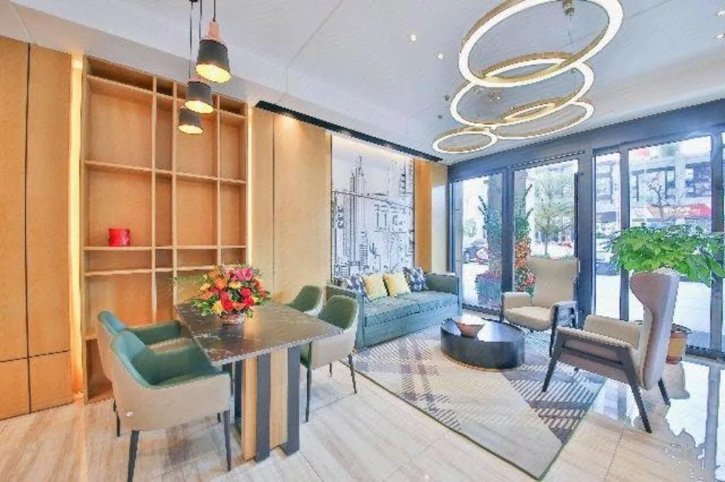 City Comfort Inn Yunfu Xinxing Juncheng Plaza