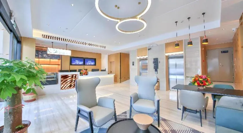 City Comfort Inn Yunfu Xinxing Juncheng Plaza