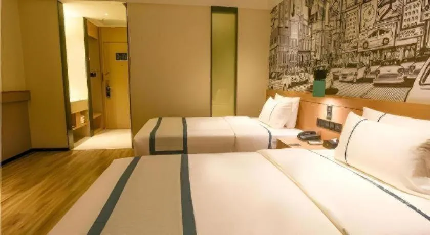 Bed in City Comfort Inn Luocheng Bus Terminal