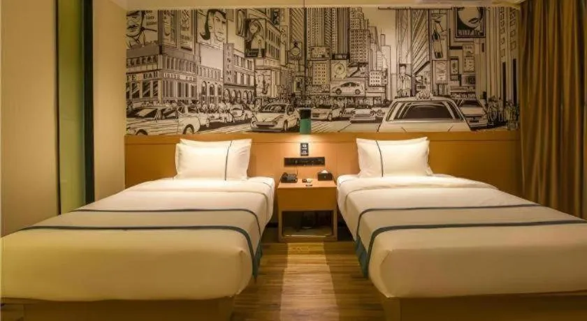 Bed in City Comfort Inn Luocheng Bus Terminal