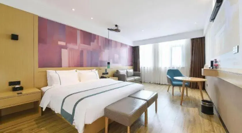 Bed in City Comfort Inn Hantianhe Airport Hengdian Street Bed in City Comfort Inn Hantianhe Airport Hengdian Street