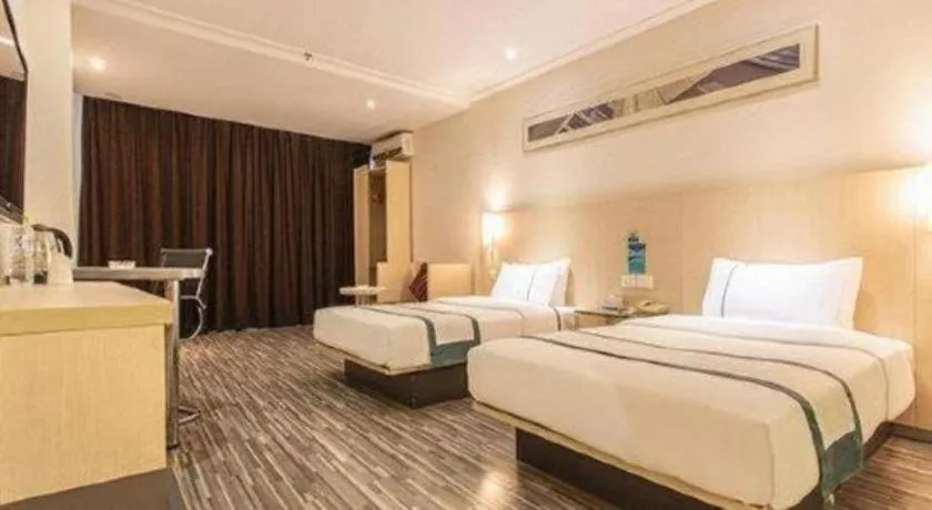 Bed in City Comfort Inn Qingyuan Longtang Light Rail Changlong