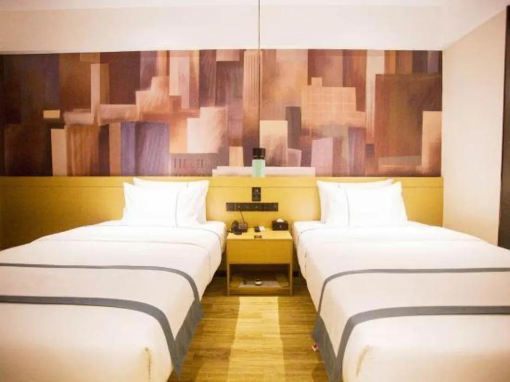 Bed in City Comfort Inn Qingyuan Longtang Light Rail Changlong