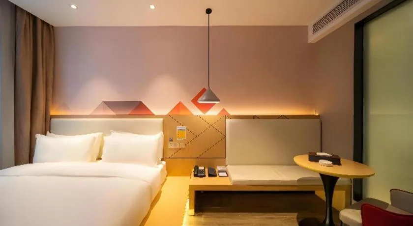 Bed in Borrman Hotel Yongzhou High Speed Railway Station