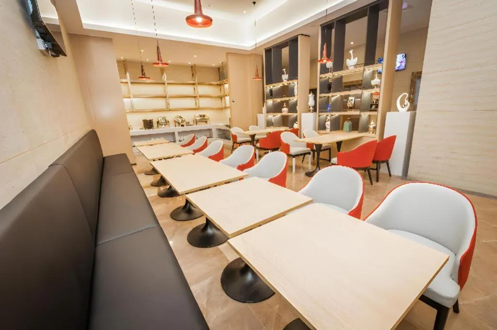 Borrman Hotel Yongzhou High Speed Railway Station