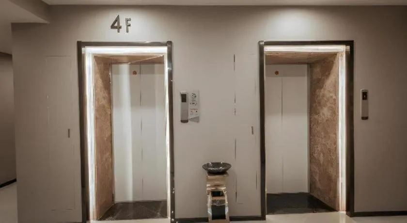 Borrman Hotel Yongzhou High Speed Railway Station