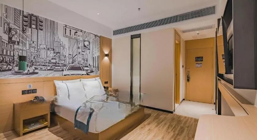 Bed in City Comfort Inn Hotel Dongguan Humen Pedestrian Street