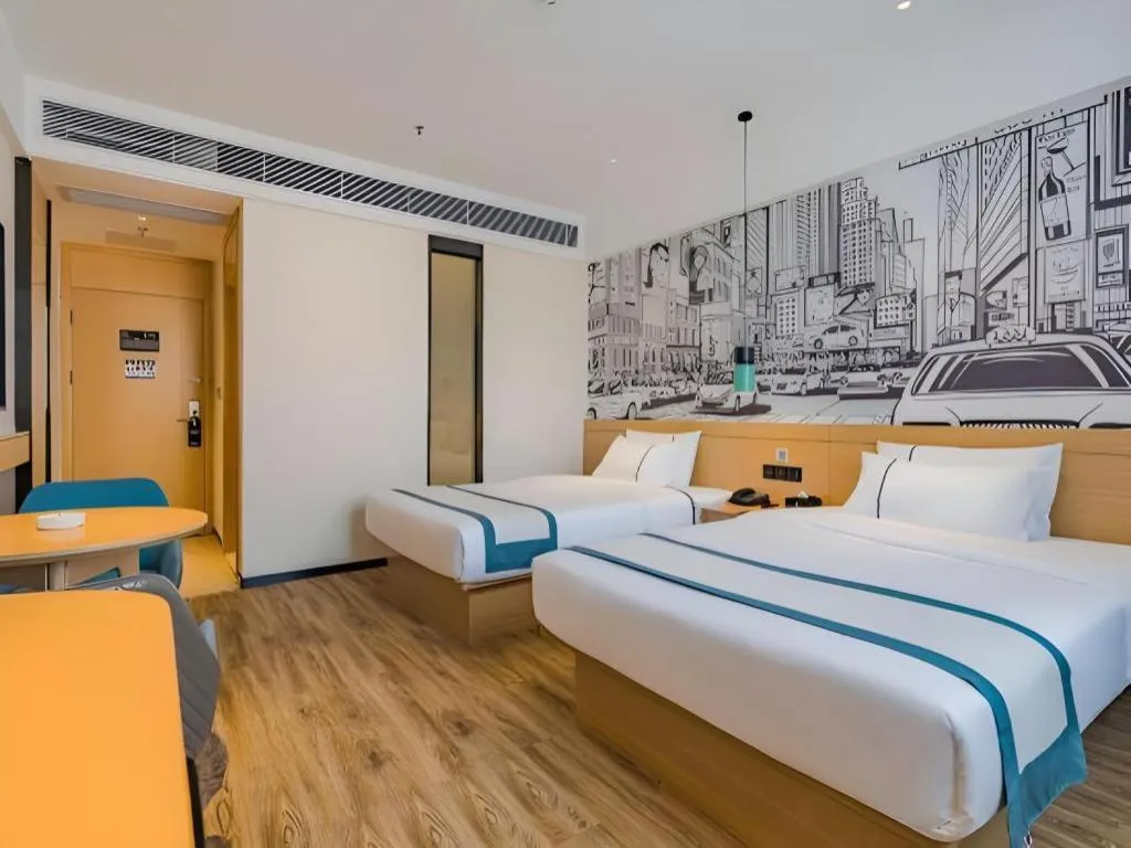Bed in City Comfort Inn Hotel Dongguan Humen Pedestrian Street