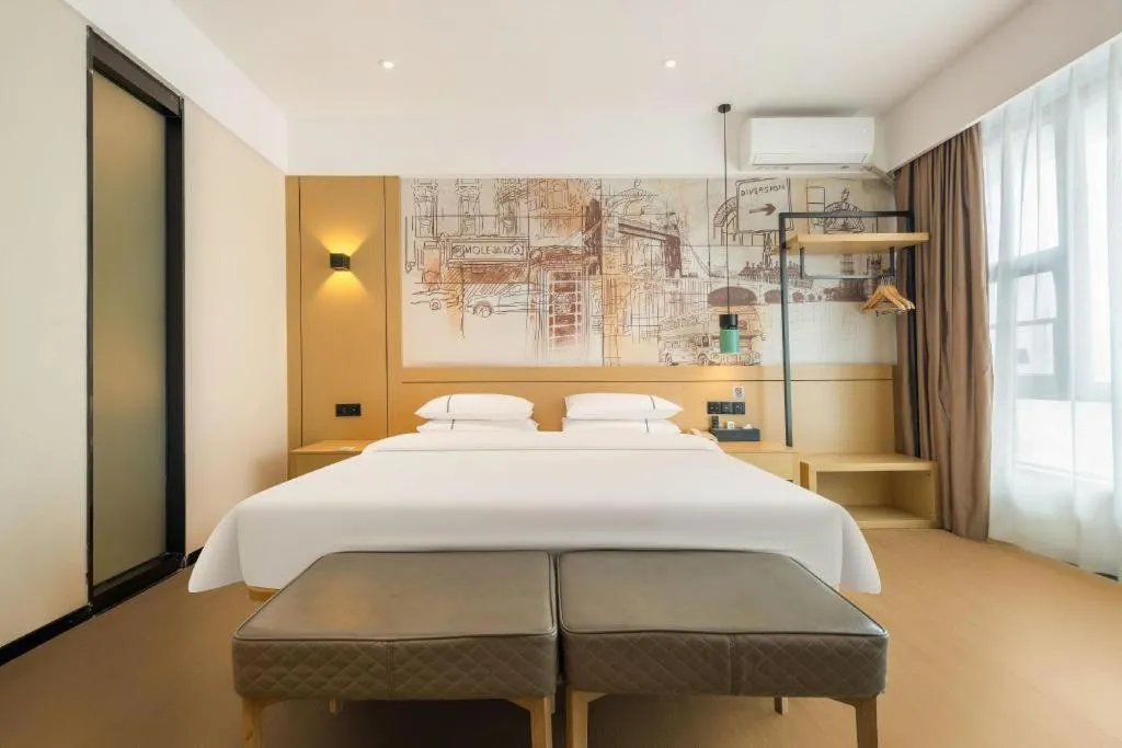 Bed in City Comfort Inn Fangchenggang Government Affairs Center