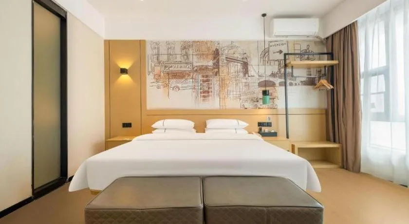 Bed in City Comfort Inn Fangchenggang Government Affairs Center