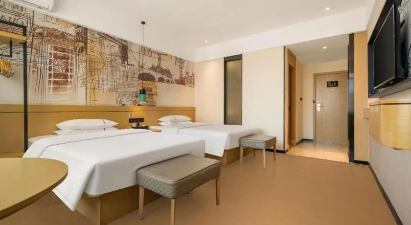 Bed in City Comfort Inn Fangchenggang Government Affairs Center