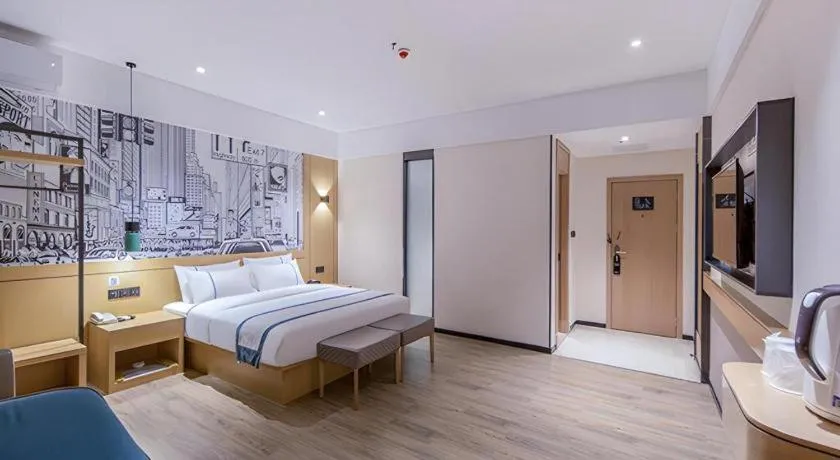 Bed in City Comfort Inn Fangchenggang Government Affairs Center