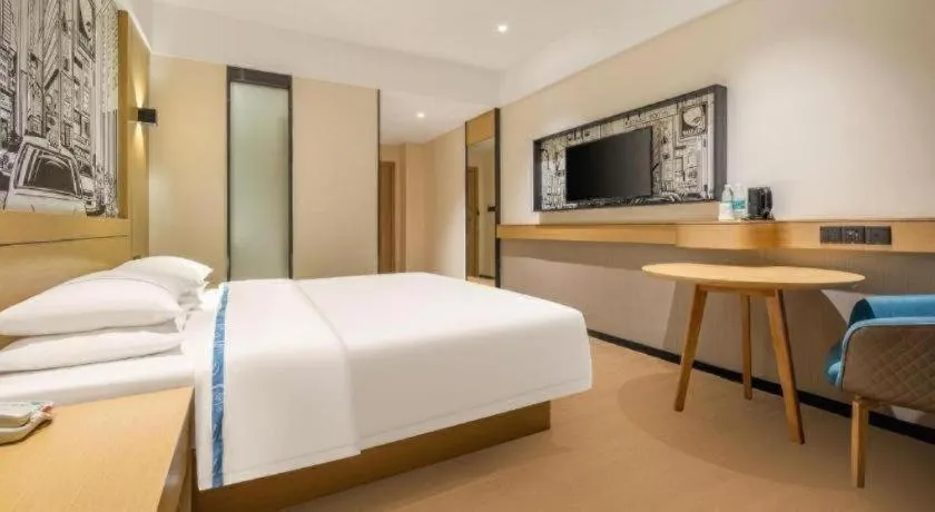 Bed in City Comfort Inn Fangchenggang Government Affairs Center