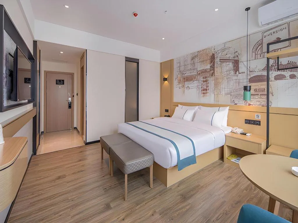 Bed in City Comfort Inn Fangchenggang Government Affairs Center