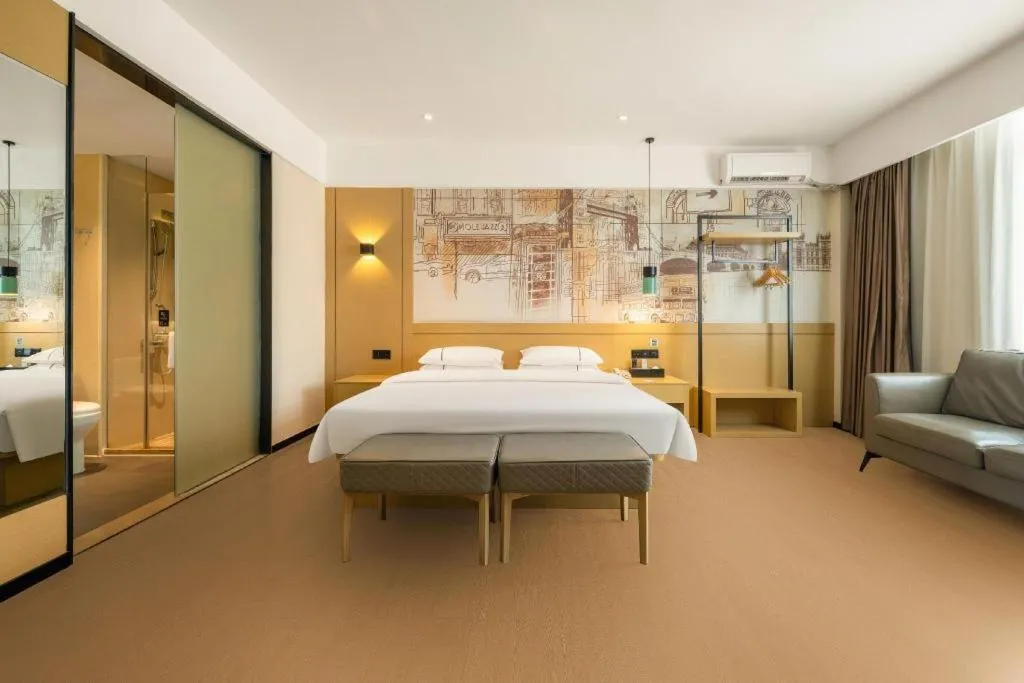 Bed in City Comfort Inn Fangchenggang Government Affairs Center