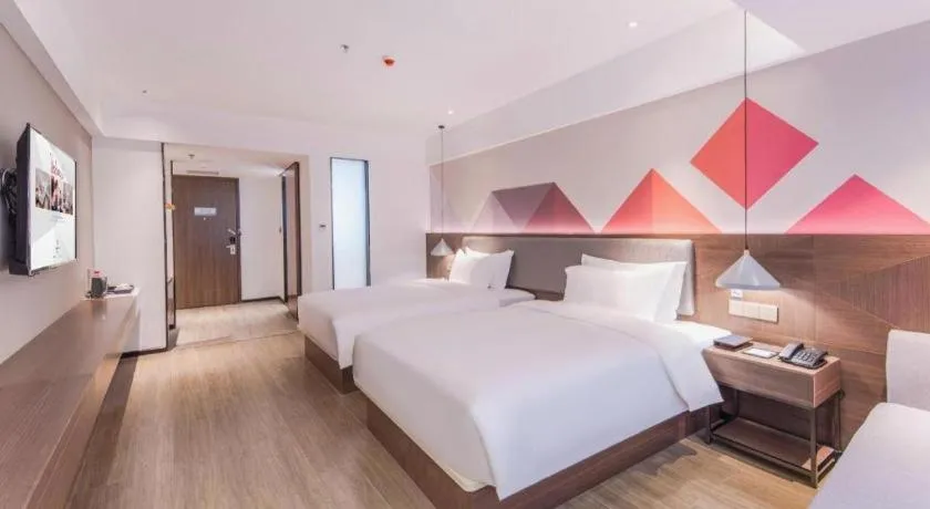 Bed in Borrman Hotel Hezhou High Speed Railway Station Guangming Avenue