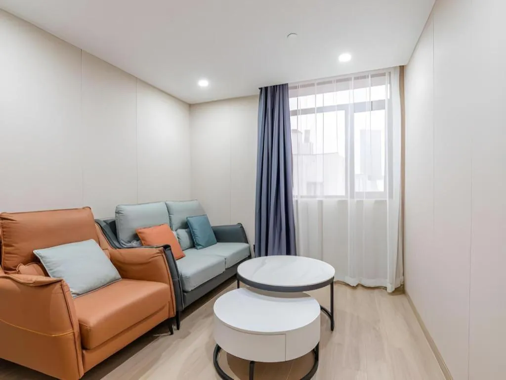 Echarm Hotel Shanghai North Bund Tilanqiao Metro Station