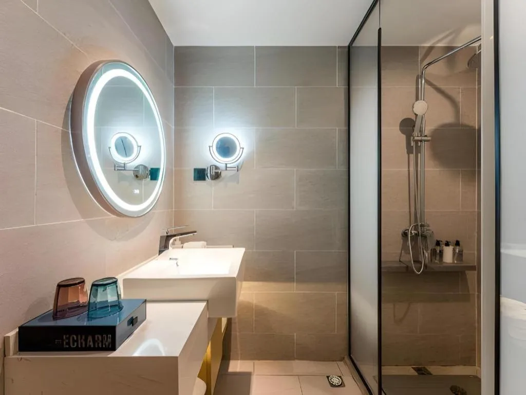 Echarm Hotel Shanghai North Bund Tilanqiao Metro Station