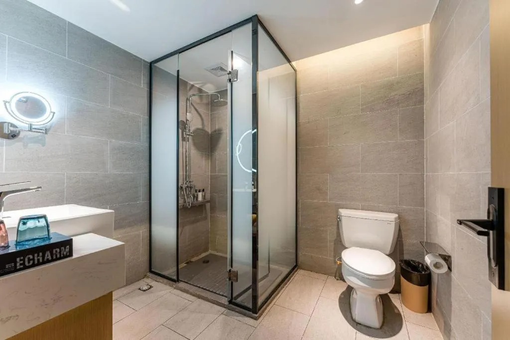 Echarm Hotel Shanghai North Bund Tilanqiao Metro Station